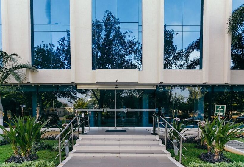 Отель El Español Paseo De Montejo