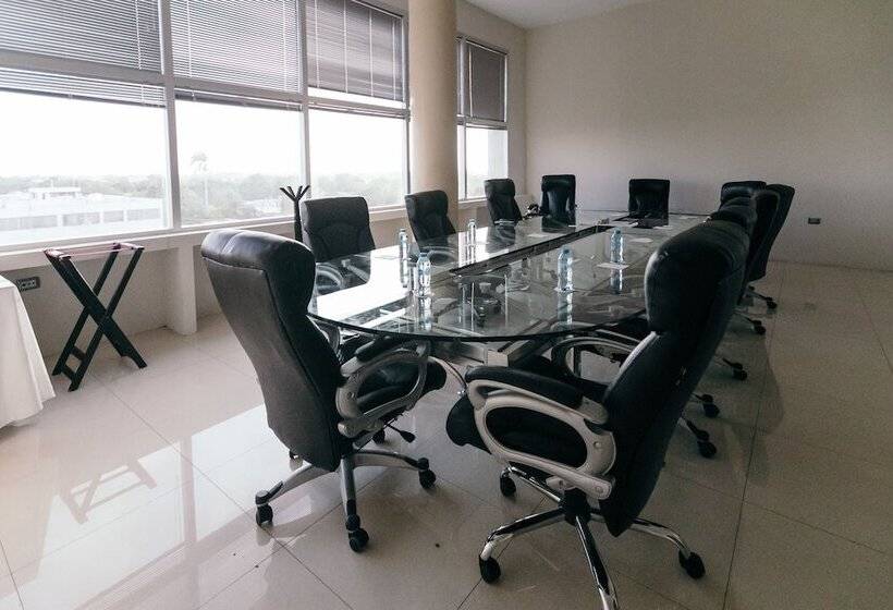 Отель El Español Paseo De Montejo