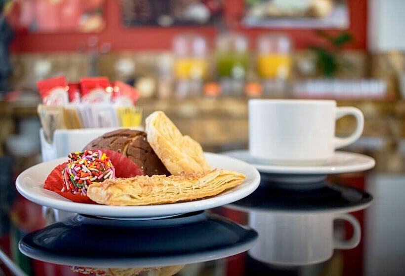 Отель El Español Paseo De Montejo