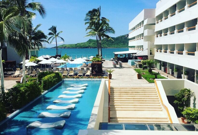 فندق Emporio Mazatlan