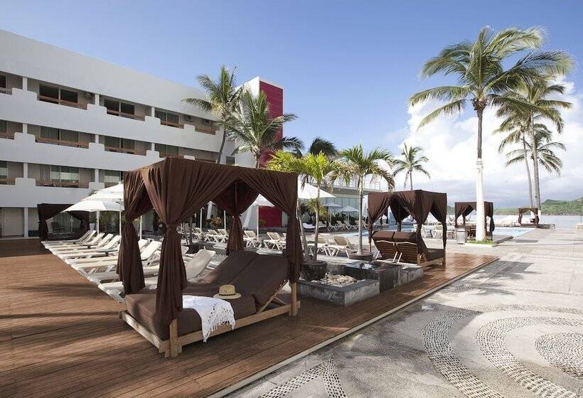 فندق Emporio Mazatlan