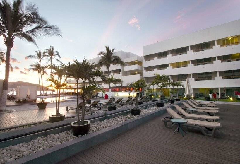 فندق Emporio Mazatlan