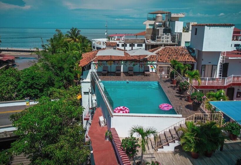 فندق Encino Malecon Centro Puerto Vallarta
