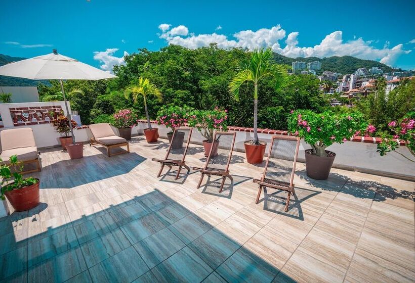 فندق Encino Malecon Centro Puerto Vallarta