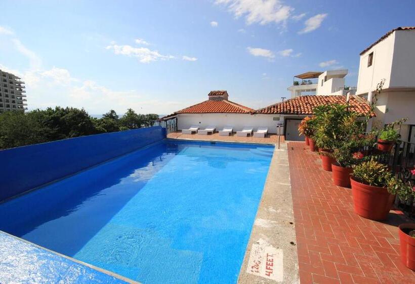 فندق Encino Malecon Centro Puerto Vallarta