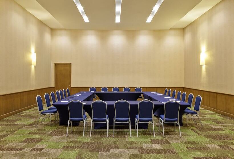 בית מלון כפרי Fiesta Americana Guadalajara