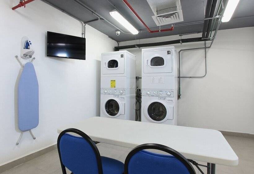 Отель Fiesta Inn Queretaro