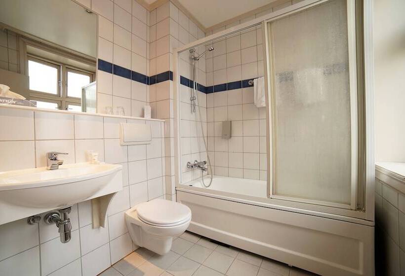 First Hotel Breiseth