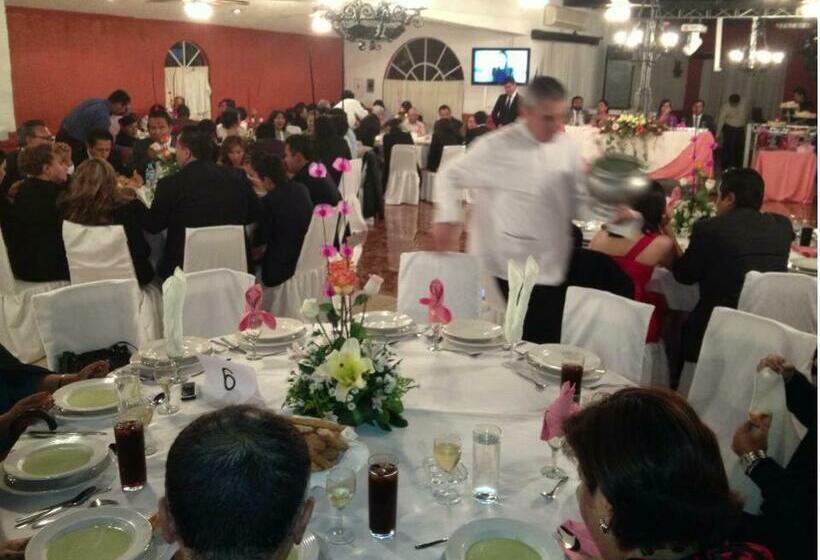 Отель Fortin De Las Flores