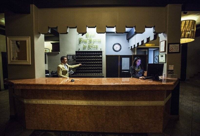 فندق Fray Marcos