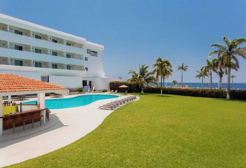 هتل Campeche Malecon