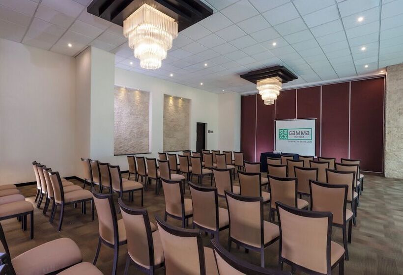 هتل Campeche Malecon