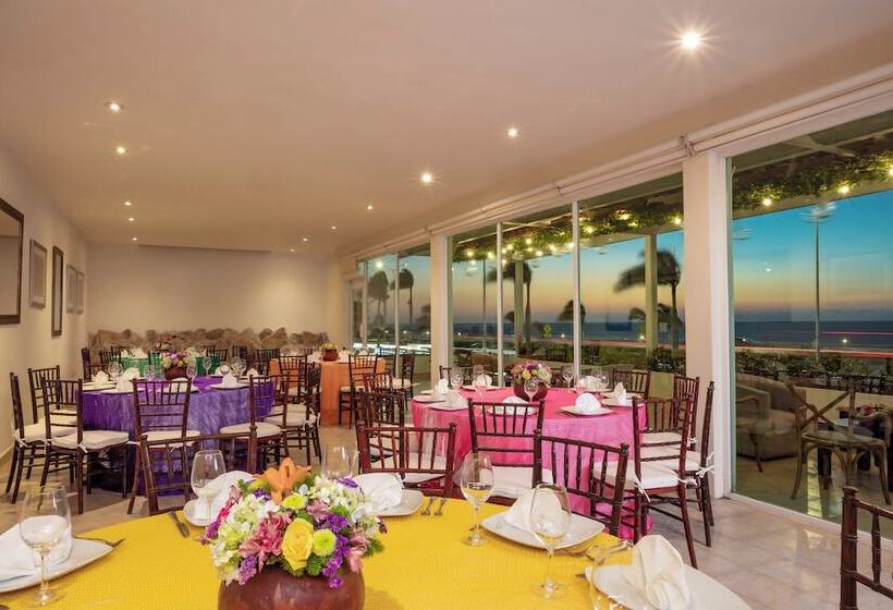 هتل Campeche Malecon