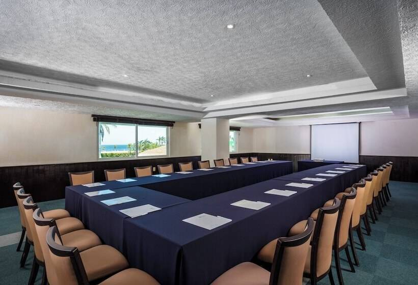 هتل Campeche Malecon