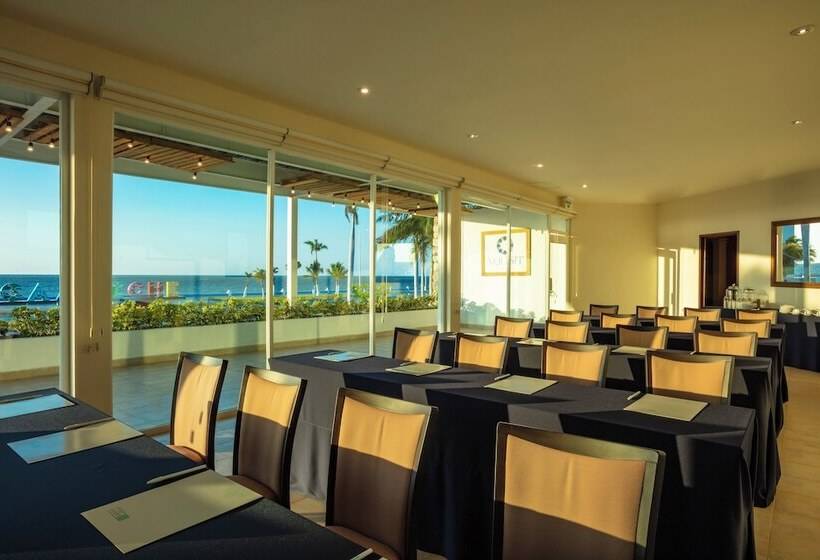 هتل Campeche Malecon