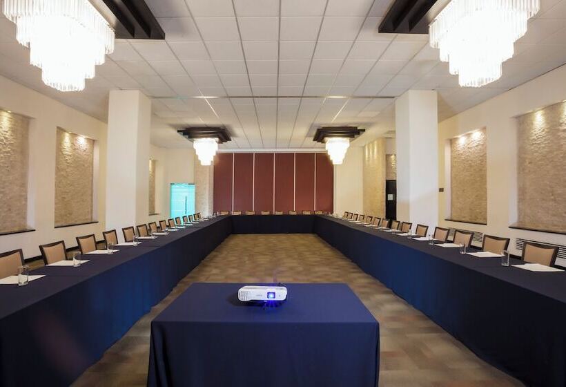 هتل Campeche Malecon