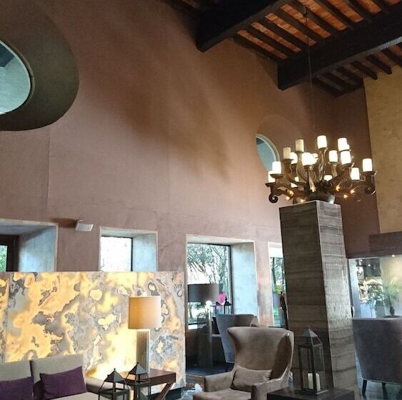 בית מלון כפרי Gobernador