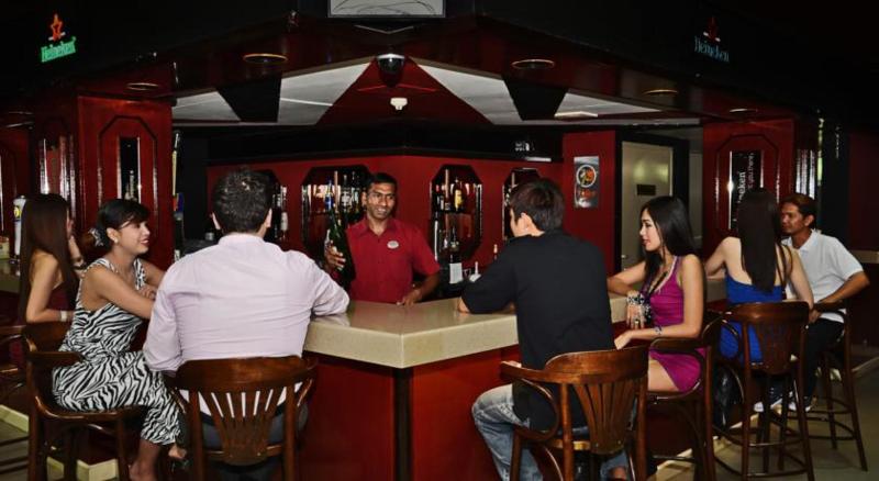 هتل Golden Tulip Seeb Muscat