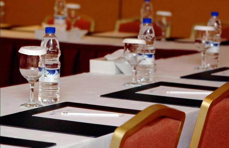 هتل Golden Tulip Seeb Muscat