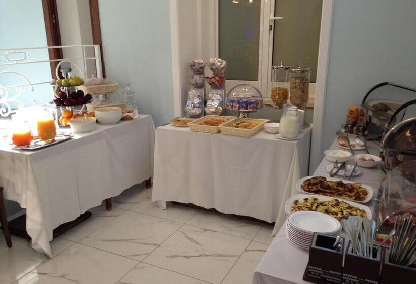 هتل Grand Harbour