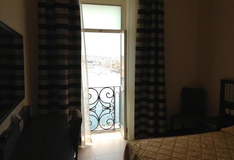 هتل Grand Harbour