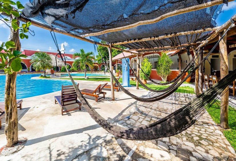 فندق Hacienda Inn