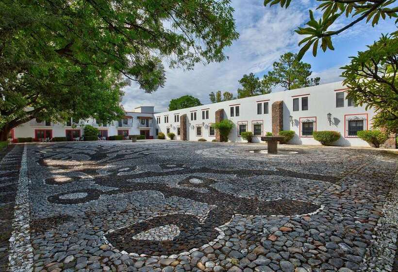 Отель Hacienda Jurica By Brisas