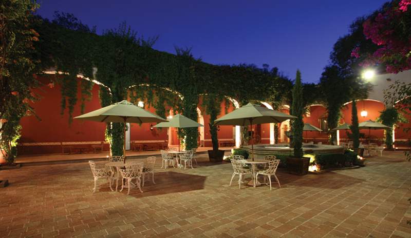 Отель Hacienda Jurica By Brisas