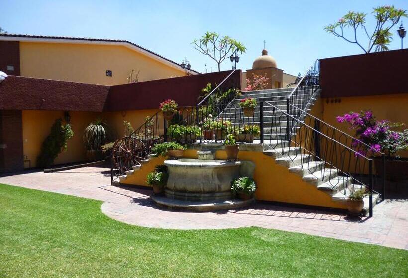 בית מלון כפרי Hacienda