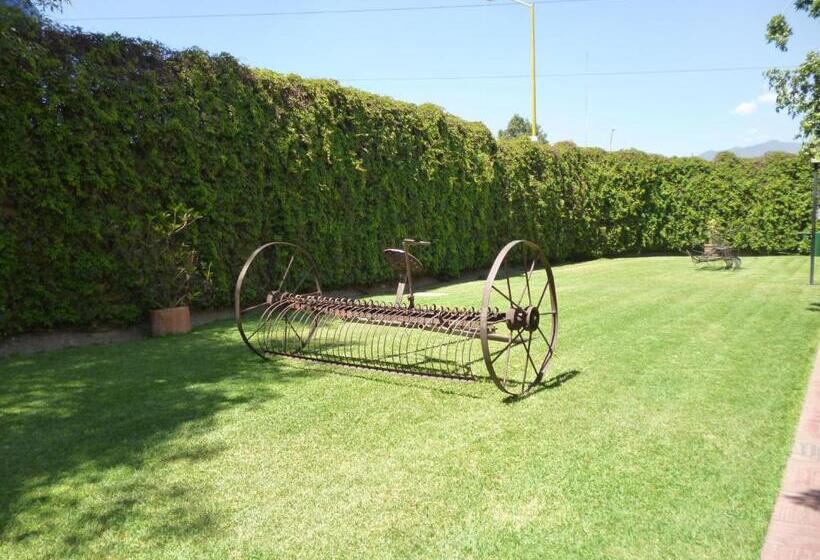 בית מלון כפרי Hacienda