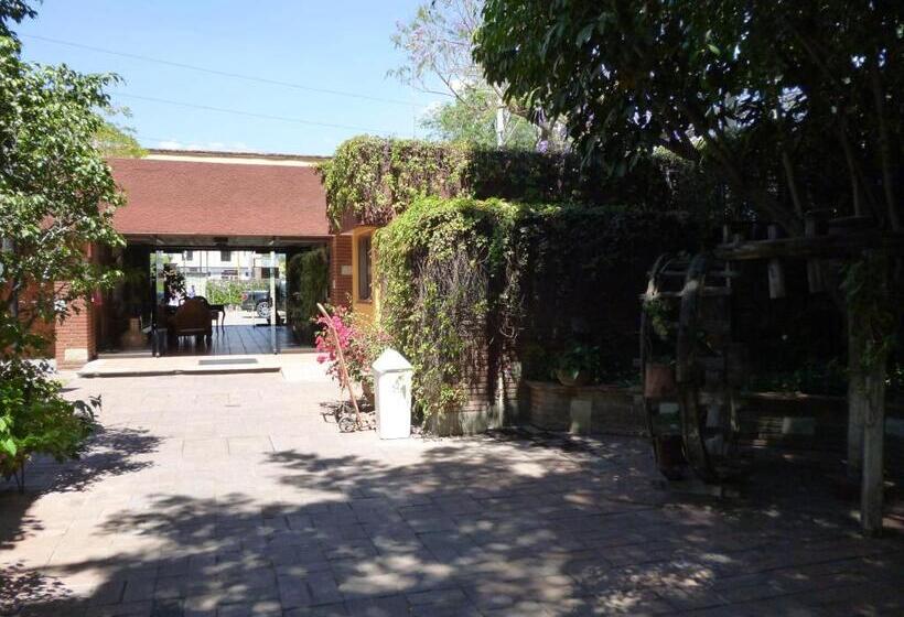 בית מלון כפרי Hacienda