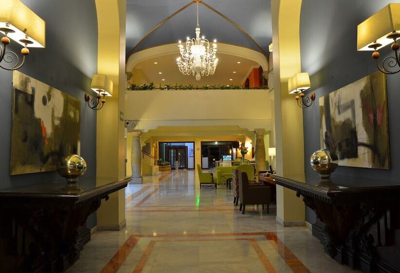 فندق Holiday Inn Guadalajara Expo Plaza Del Sol, An Ihg