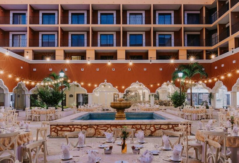 בית מלון כפרי Holiday Inn Merida, An Ihg