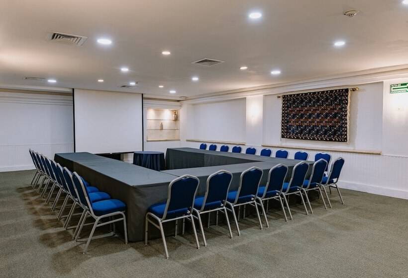 בית מלון כפרי Holiday Inn Merida, An Ihg