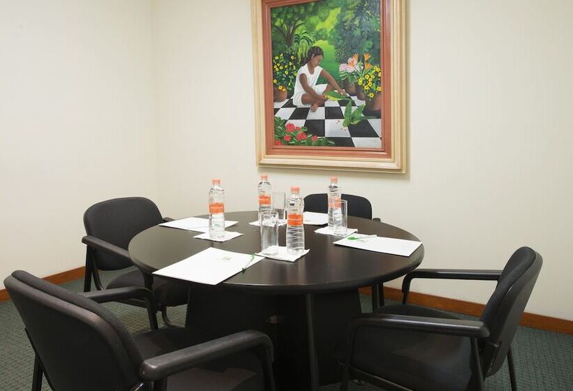 בית מלון כפרי Holiday Inn Merida, An Ihg