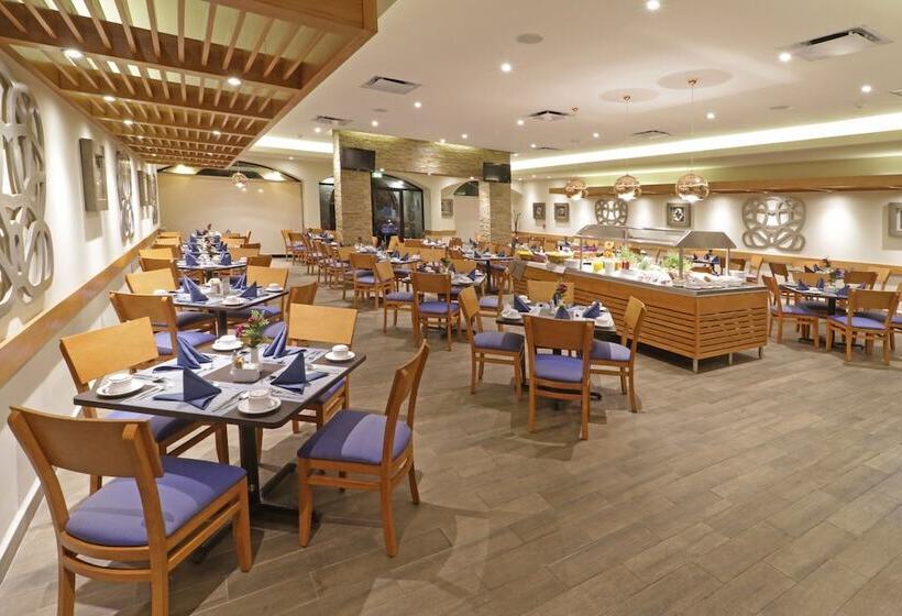ホテル Holiday Inn Monterrey Norte, An Ihg