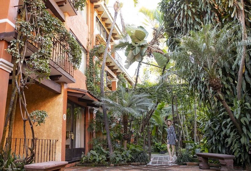 Hosteria Las Quintas Hotel Restaurante Bar