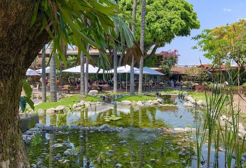 Hosteria Las Quintas Hotel Restaurante Bar