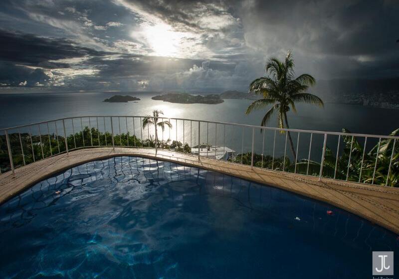 בית מלון כפרי Las Brisas Acapulco