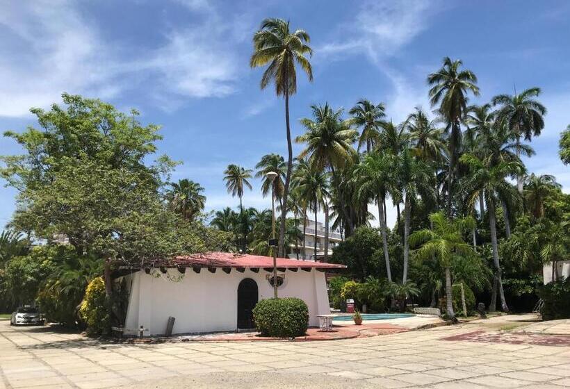 Отель Las Hamacas