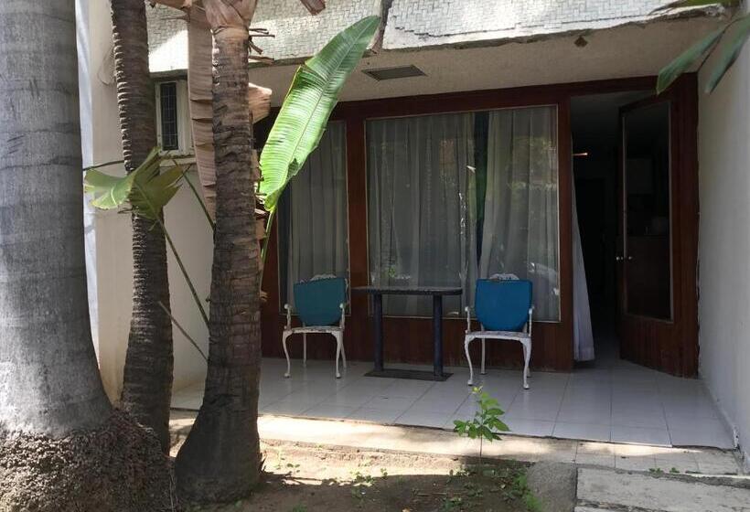 Отель Las Hamacas