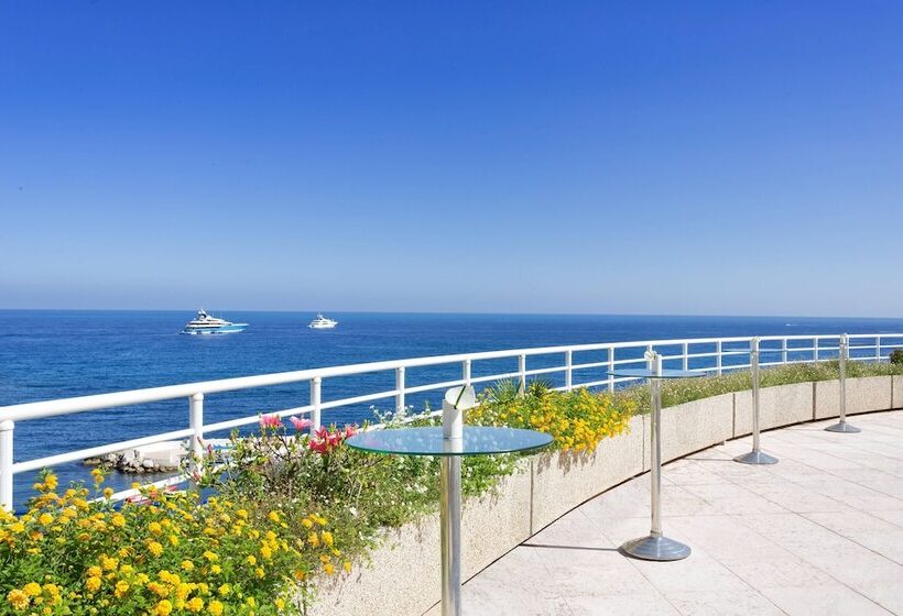 هتل Le Méridien Beach Plaza