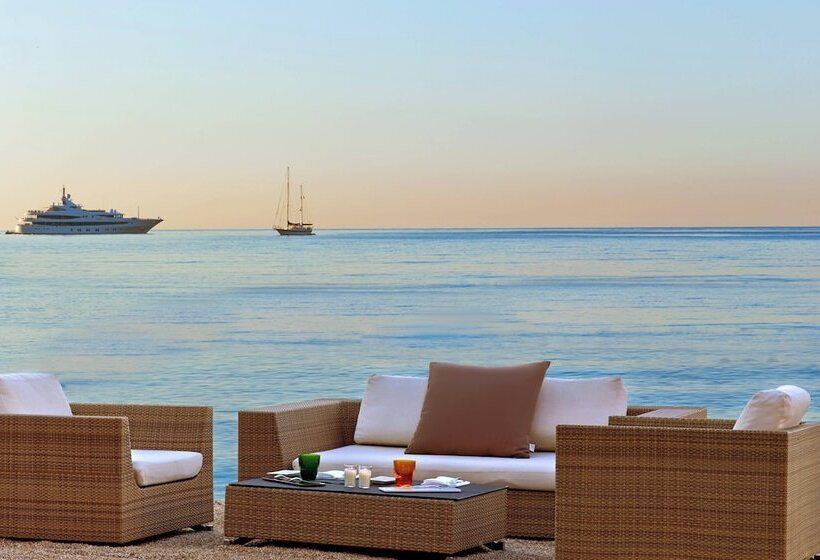 هتل Le Méridien Beach Plaza