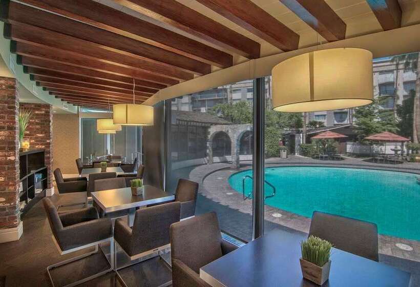 호텔 Lucerna Mexicali