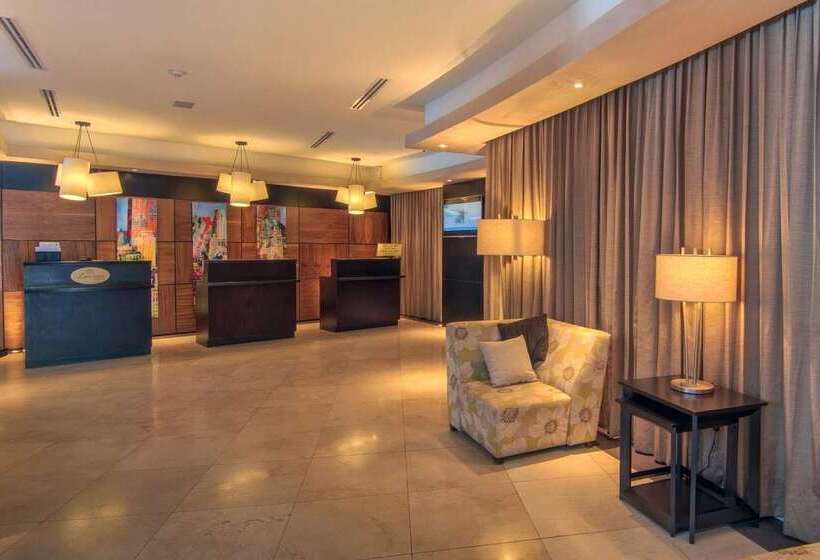 호텔 Lucerna Mexicali