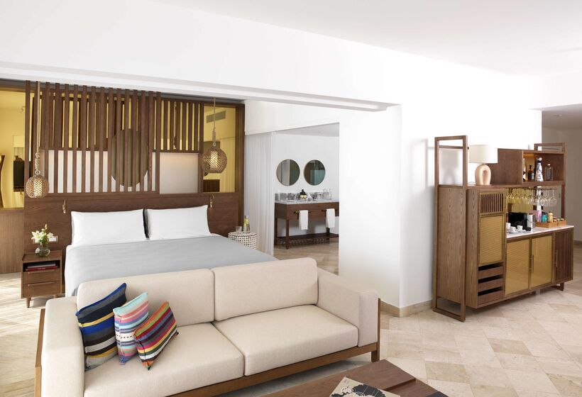 Отель Me Cabo By Meliá