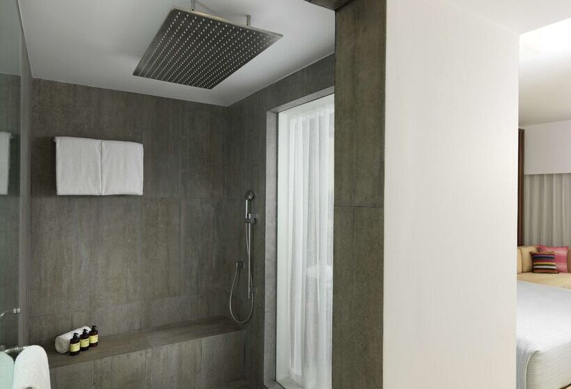 Отель Me Cabo By Meliá