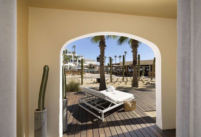 Отель Me Cabo By Meliá