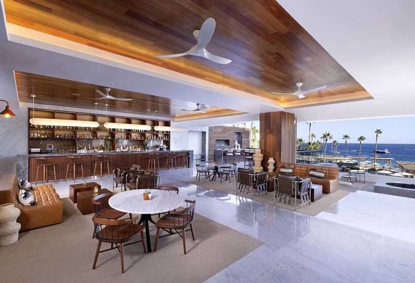 Отель Me Cabo By Meliá