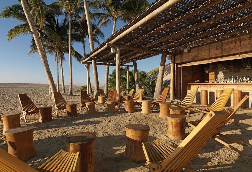 Отель Me Cabo By Meliá